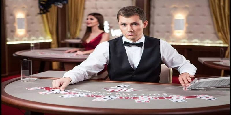 Dealer thường xuất hiện tại các sòng casino trực tiếp